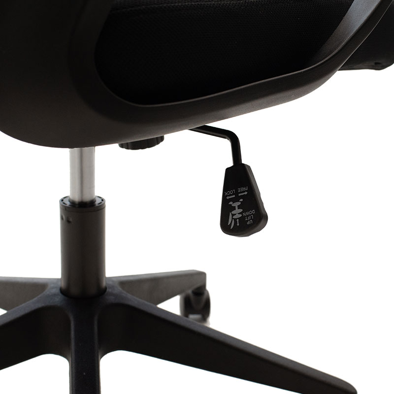 Office chair Maestro pakoworld with fabric mesh in black colour Office chair Maestro pakoworld with fabric mesh in black colour