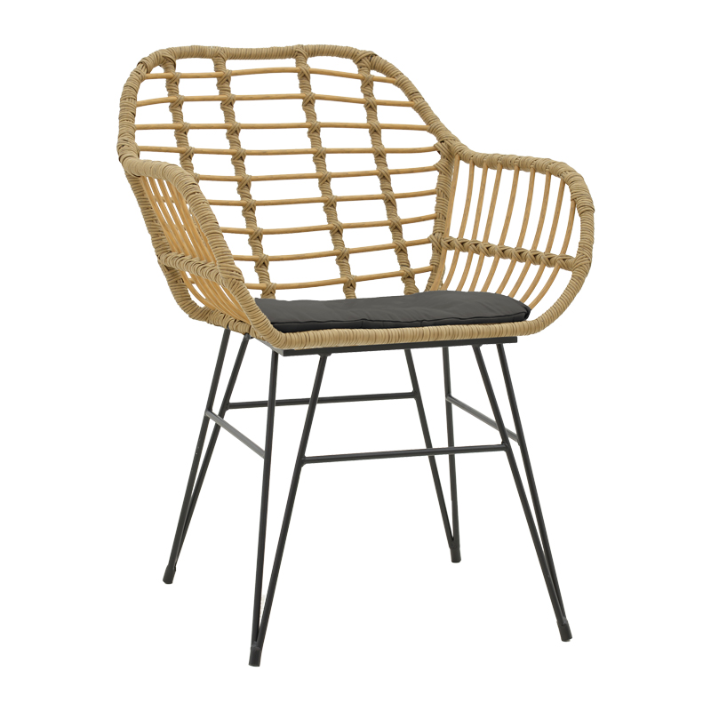 Armchair Naoki pakoworld rattan brown-metal black legs-black cushion  58x64x81cm