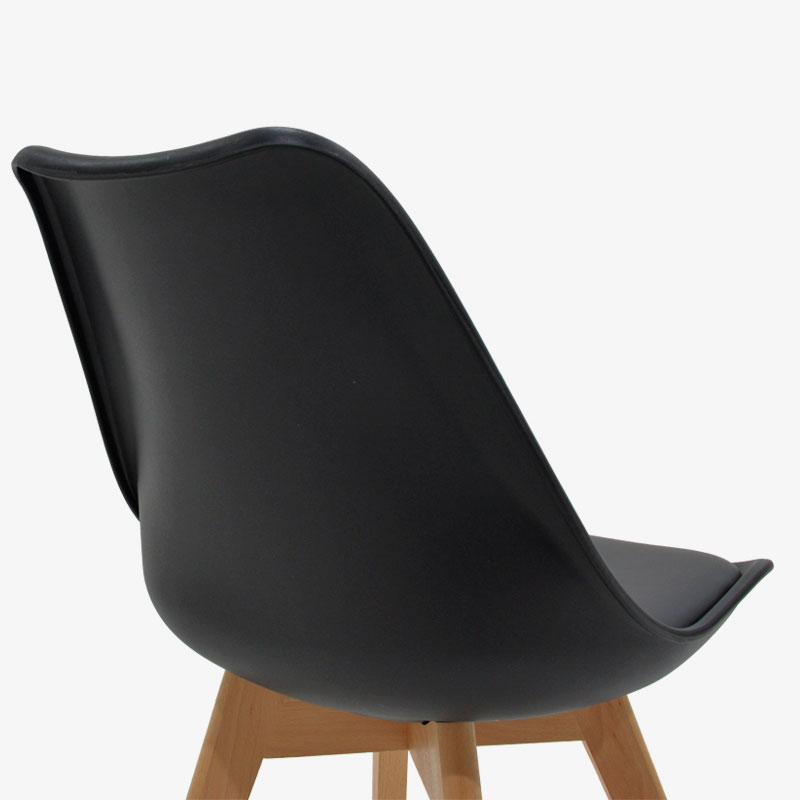 Chair Gaston pakoworld PP and PU color black with wooden legs in natural finish 43x51x75cm